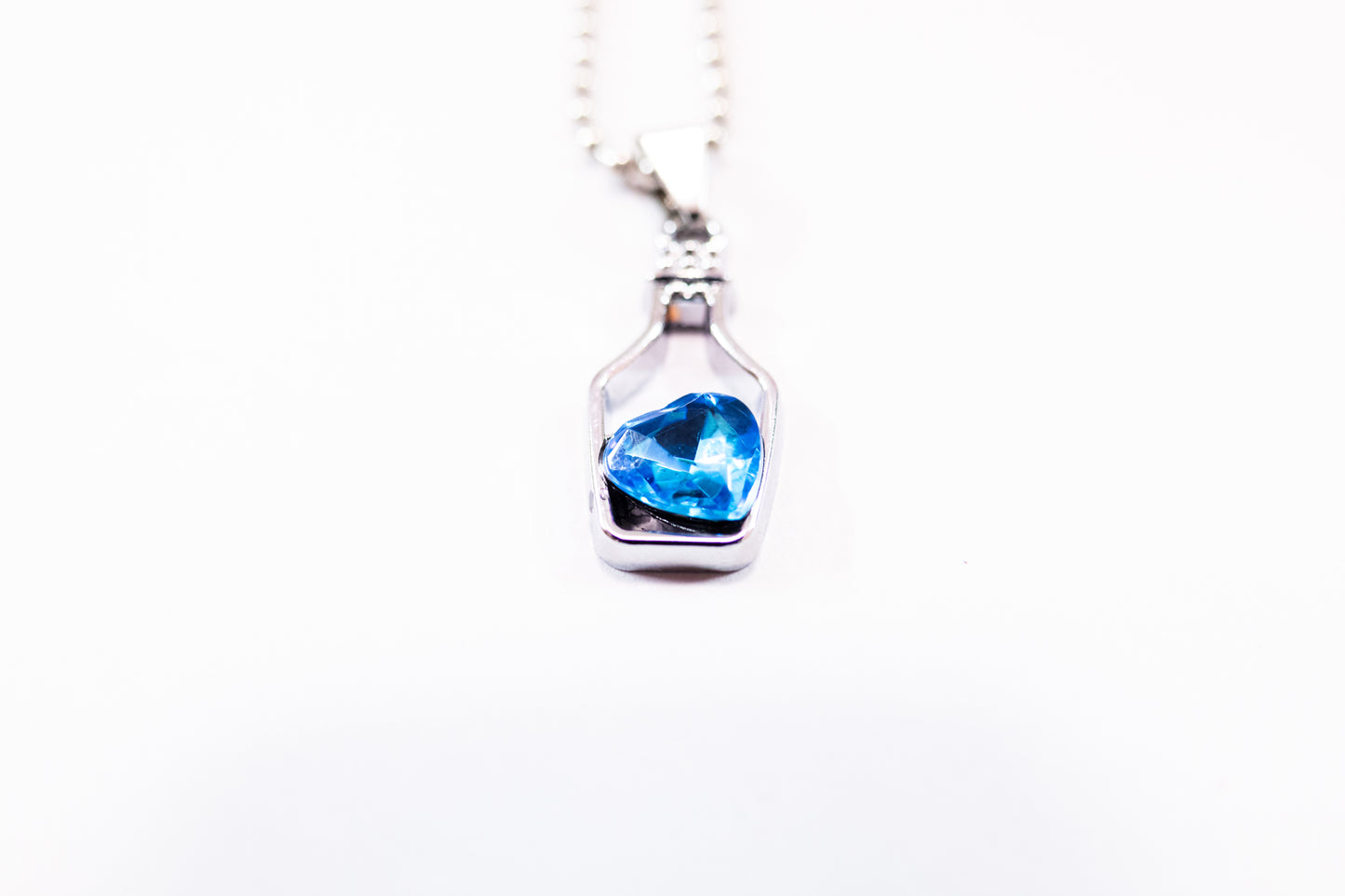 Aquatic Essence Necklace - FLIQ